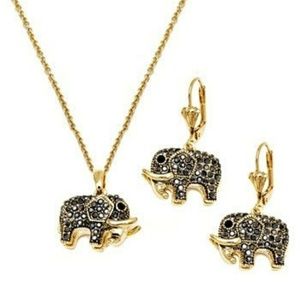 💗18K Gold Swarovski® Elephant Earring & Necklace